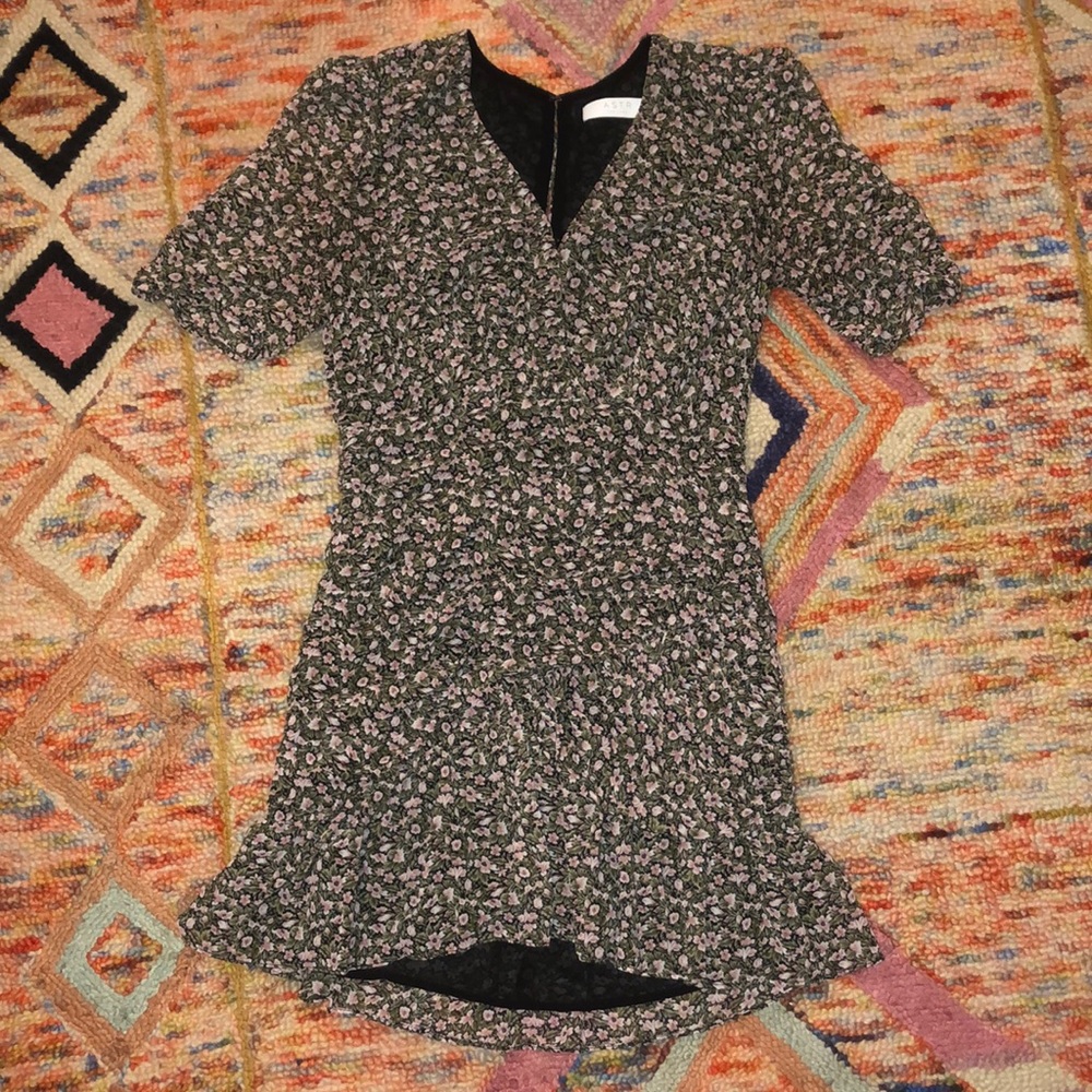 ASTR The Label floral dress - GREAT CONDITION!